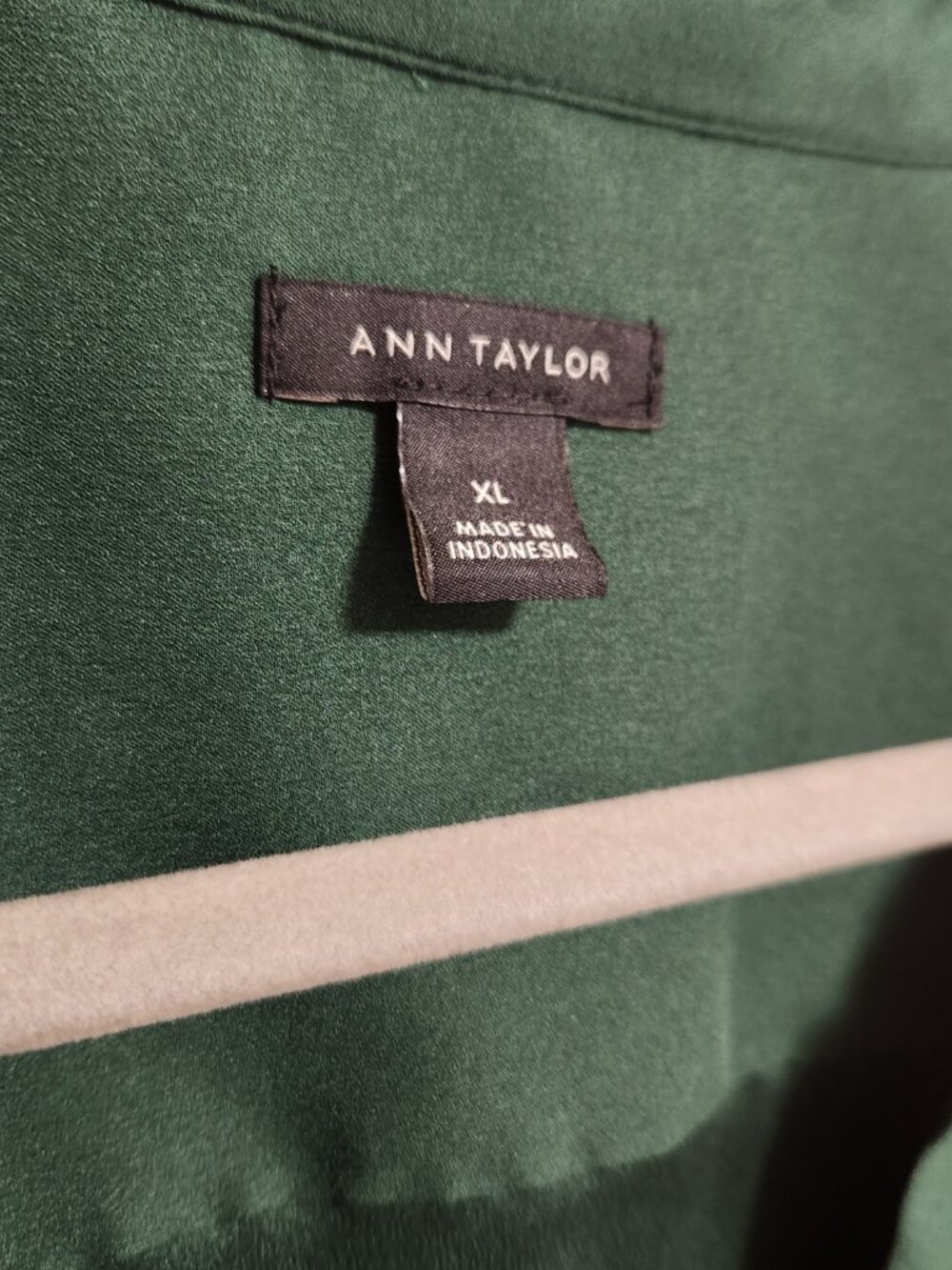 Ann Taylor | Emerald Green Button Up Blouse Shirt XL - Picture 4 of 7